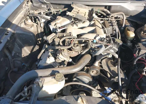 2000 Ford Mustang из США, поврежденный, VIN 1FAFP4446YF205167